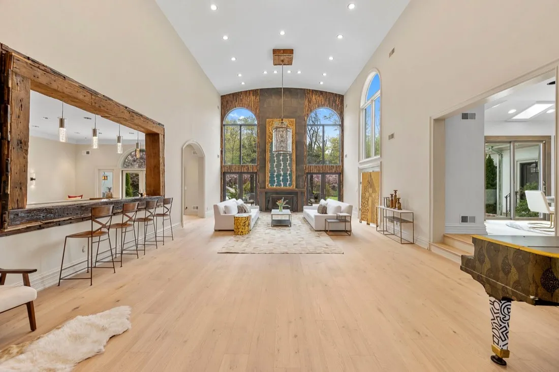 Thumbnail: Great room at The Hilltop Mansion